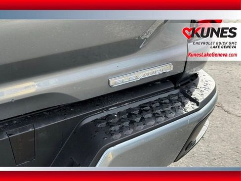 New 2026 GMC Canyon Elevation w/ Convenience Package image 6