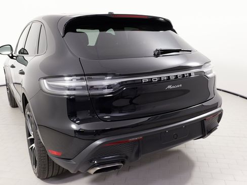 Used 2024 Porsche Macan image 26