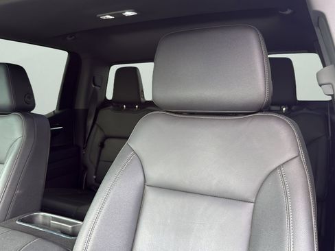 Used 2024 Chevrolet Silverado 1500 LT Trail Boss w/ Convenience Package II AWD/4WD image 9