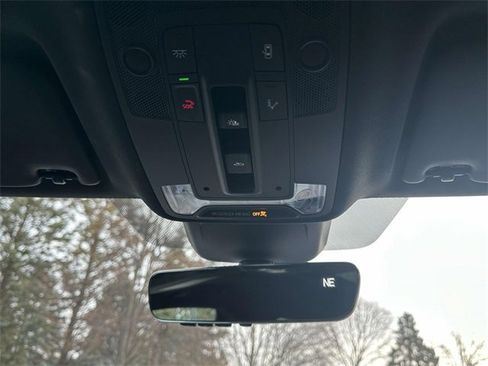 Used 2024 Audi Q3 2.0T Premium Plus image 35