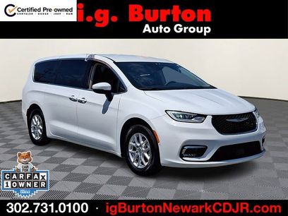 Certified 2023 Chrysler Pacifica Touring-L