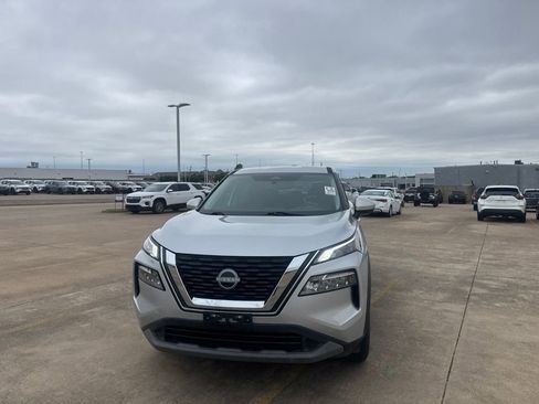 Certified 2023 Nissan Rogue SV AWD/4WD image 5