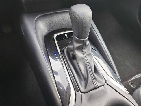 Used 2023 Toyota Corolla LE image 21