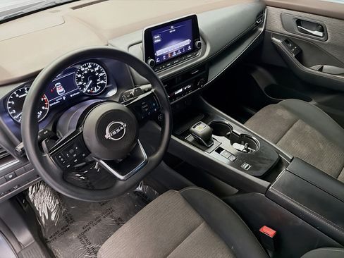 Used 2023 Nissan Rogue SV FWD image 7