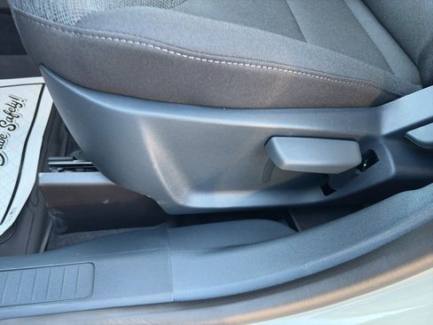 New 2025 Ford Maverick XL w/ 4K Tow Package image 25