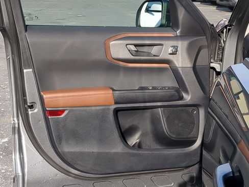 Used 2025 Ford Bronco Sport Outer Banks image 14