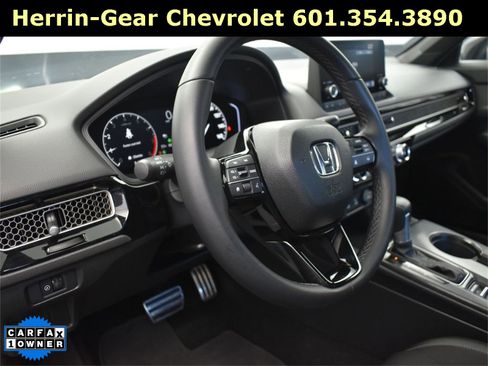 Used 2025 Honda Civic Sport image 12