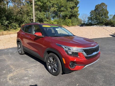Used 2022 Kia Seltos S image 2