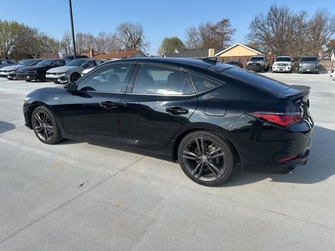 Used 2023 Acura Integra A-Spec image 17