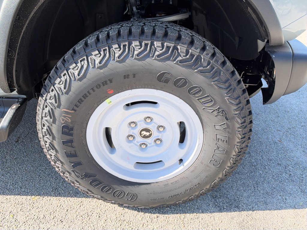 New 2026 Ford Bronco Heritage Edition AWD/4WD image 11