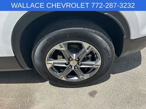 Certified 2024 Chevrolet Blazer LT FWD image 9
