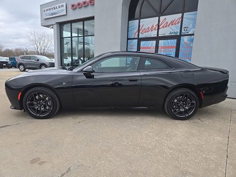 New 2026 Dodge Charger Scat Pack w/ Blacktop Package AWD/4WD image 6