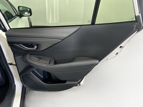 Used 2023 Subaru Outback Premium image 29