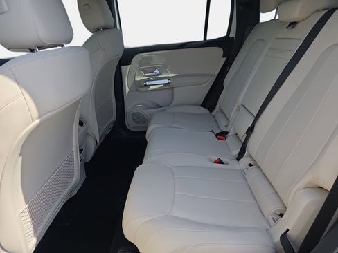 Certified 2025 Mercedes-Benz GLB 250 image 14