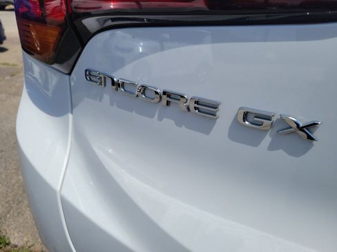 Used 2025 Buick Encore GX Preferred FWD image 8