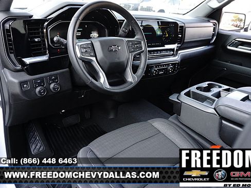 Certified 2024 Chevrolet Silverado 1500 RST w/ LPO, Dark Essentials Package image 6