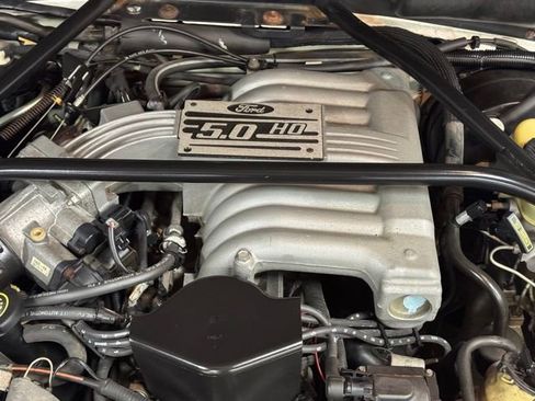 Used 1995 Ford Mustang GT RWD image 33
