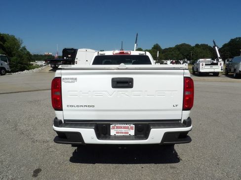 Used 2022 Chevrolet Colorado LT w/ Fleet Safety Package RWD image 6