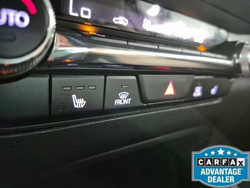 Used 2022 MAZDA MAZDA3 s FWD image 15