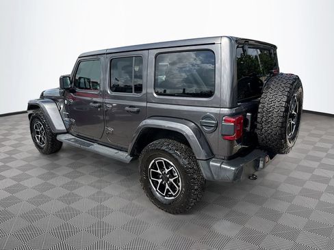 Used 2021 Jeep Wrangler Unlimited Sahara AWD/4WD image 8