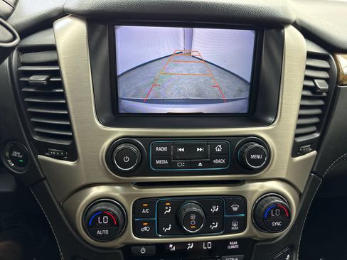 Used 2017 GMC Yukon Denali w/ Open Road Package AWD/4WD image 28