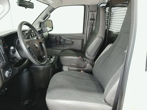 Used 2025 Chevrolet Express 2500 w/ Driver Convenience Package RWD image 11