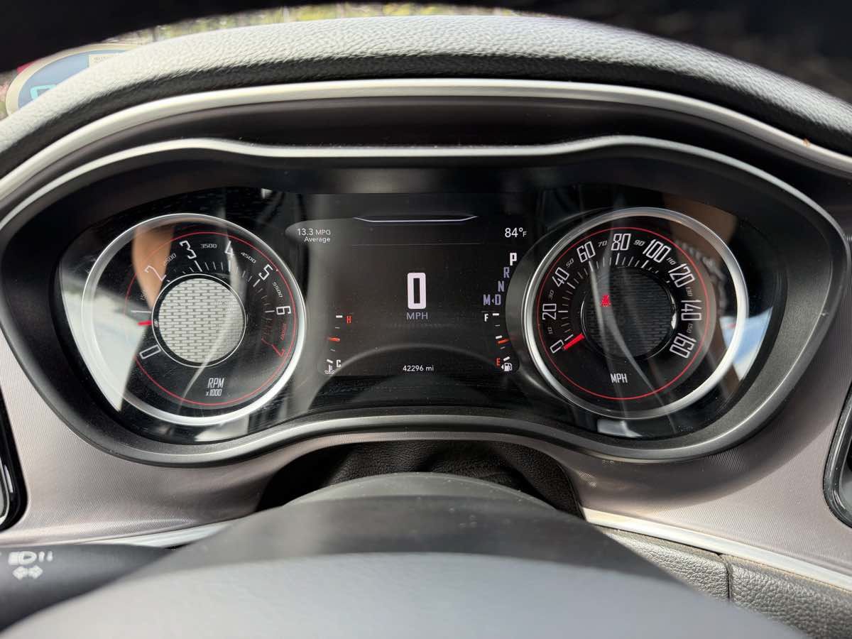 Used 2022 Dodge Challenger GT RWD image 11
