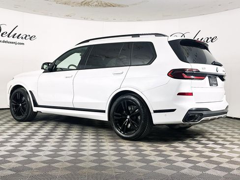 Used 2024 BMW X7 M60i w/ Executive Package AWD/4WD image 4