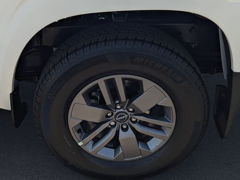 New 2026 Nissan Frontier SV w/ Tow Package RWD image 7