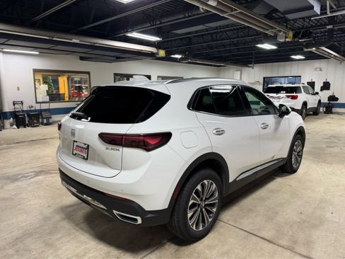 Certified 2025 Buick Envision Preferred image 4