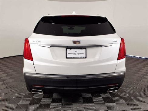 Used 2018 Cadillac XT5 FWD w/ LPO, Wheel Lock Package image 5