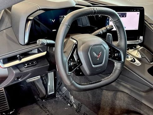 Used 2024 Chevrolet Corvette Stingray Preferred Cpe w/ Z51 Performance Package RWD image 26