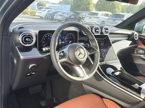 Certified 2026 Mercedes-Benz GLC 300 4MATIC image 15