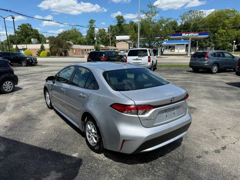 Used 2021 Toyota Corolla LE FWD image 6