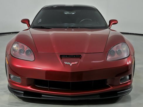 Used 2011 Chevrolet Corvette Grand Sport w/ Preferred Equipment Group image 5