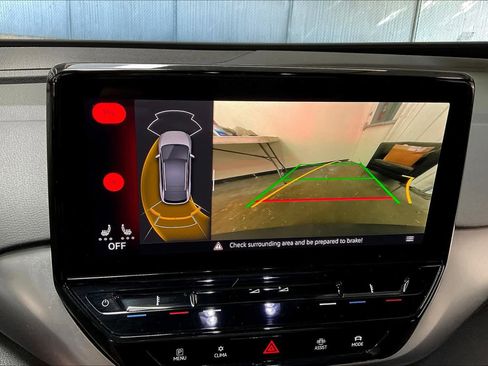 Used 2021 Volkswagen ID.4 Pro image 24