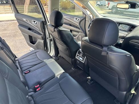 Used 2020 INFINITI QX60 Luxe w/ Essential Package image 17