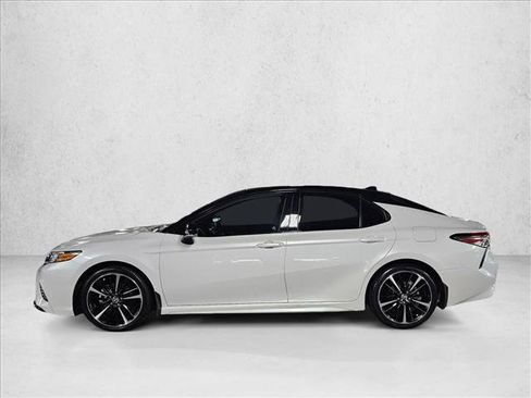 Used 2019 Toyota Camry XSE w/ Driver Assist Package FWD image 9