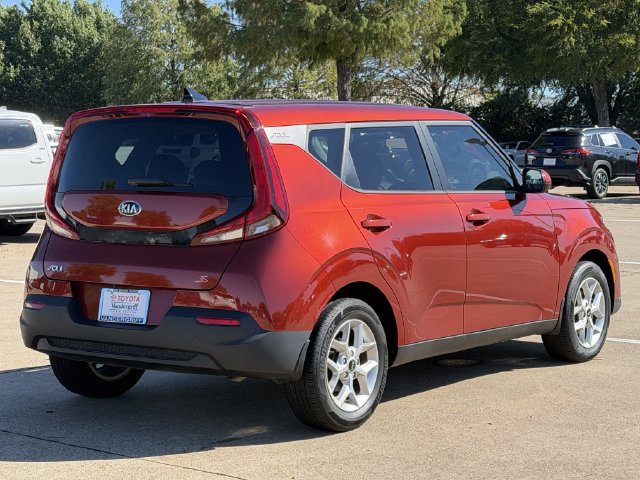 Used 2020 Kia Soul S FWD image 4