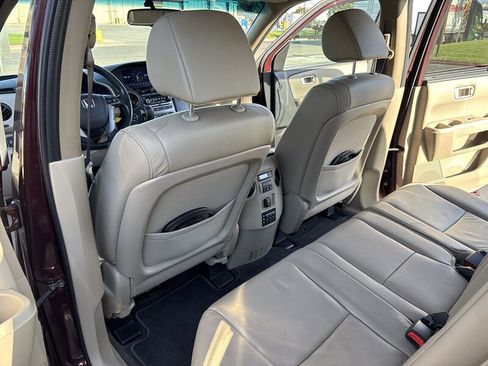 Used 2015 Honda Pilot Touring image 38