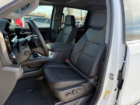 New 2026 GMC Sierra 1500 SLT w/ SLT Premium Package image 15