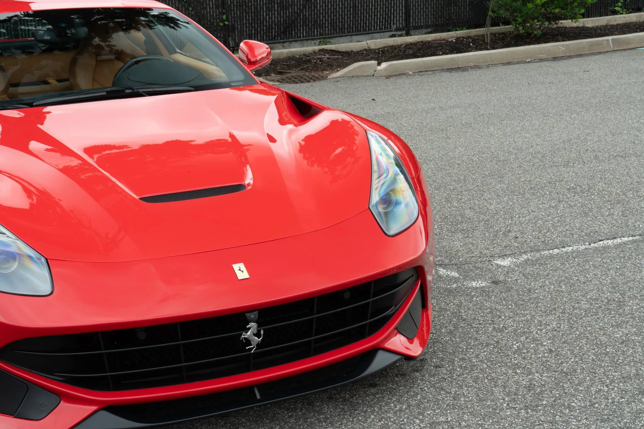 Used 2017 Ferrari F12 Berlinetta RWD image 6