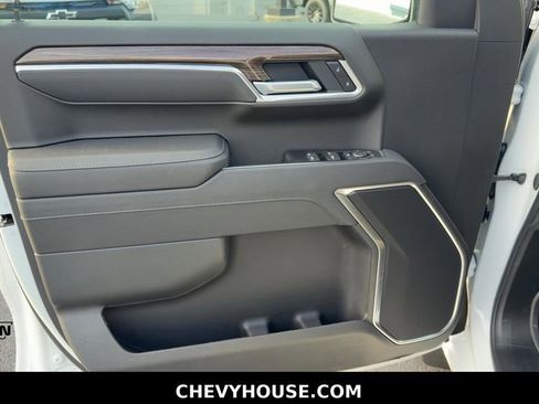 New 2026 Chevrolet Silverado 1500 LT AWD/4WD image 12