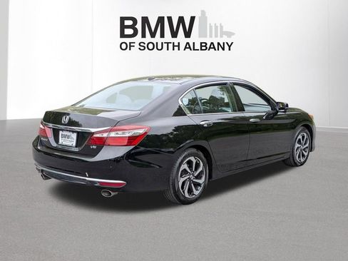 Used 2017 Honda Accord EX-L image 5