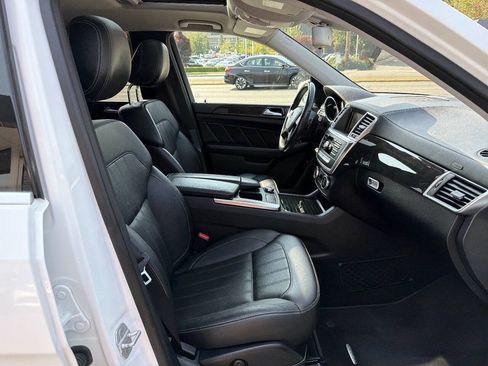 Used 2016 Mercedes-Benz GL 450 4MATIC image 18