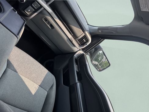 Used 2024 Ford F150 XLT image 21