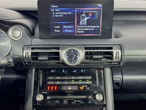 Used 2022 Lexus IS 300 300 w/ Premium Package image 39