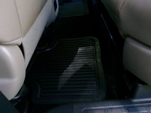 Used 2016 Honda Pilot EX-L image 32