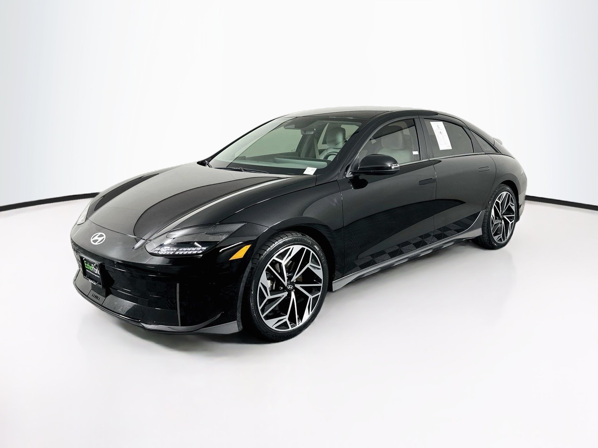 Used 2024 Hyundai Ioniq 6 SEL RWD image 3