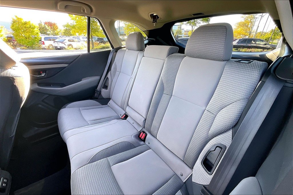Used 2020 Subaru Outback Premium AWD/4WD image 29